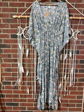 NATURAL LIFE Floral V-Neck Maxi Dress in Dusty Gray